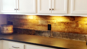wood kitchen backsplash