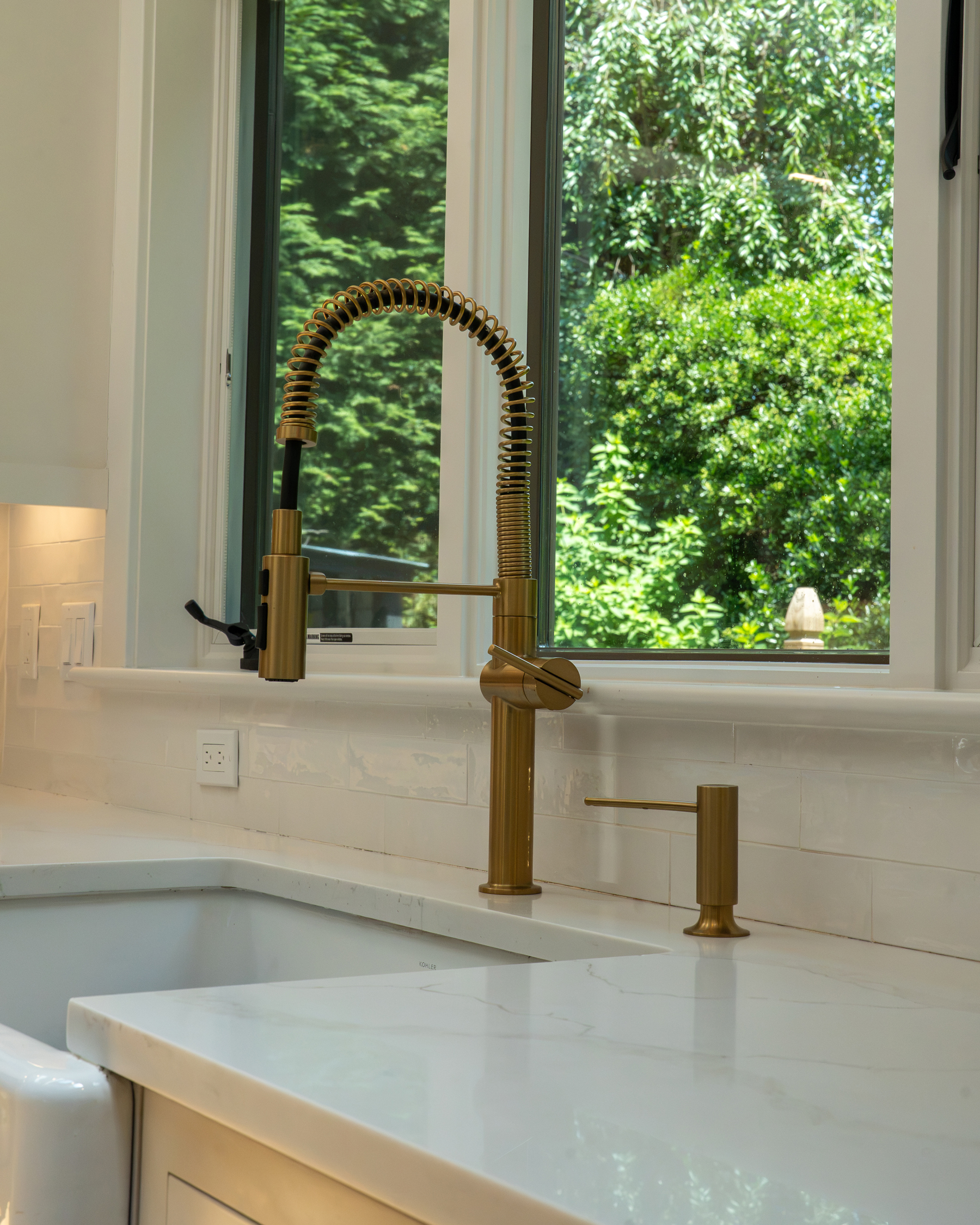 Larchmont-Kitchen-12